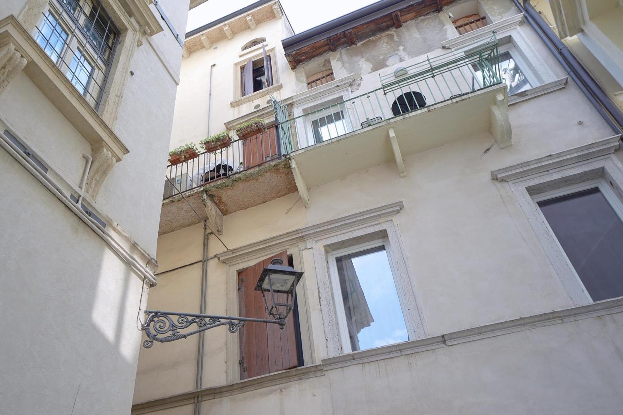 Palazzo Di Giulietta - Juliet'S Palace Verona Ngoại thất bức ảnh